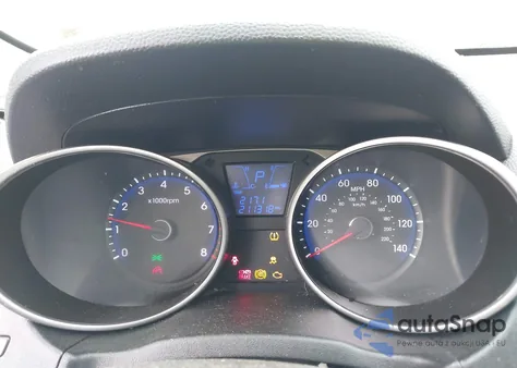 2011 Hyundai Tucson Gls/Limited z USA, uszkodzony, nr VIN KM8JU3AC9BU137724